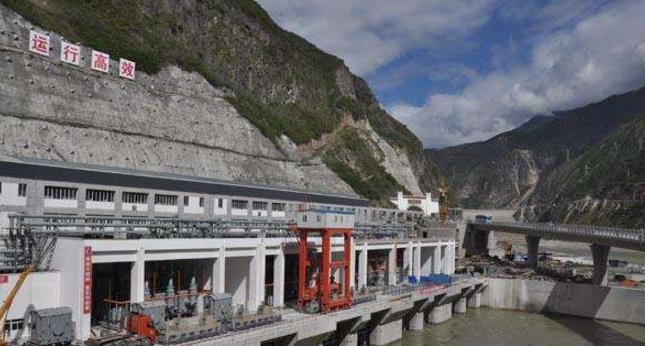 我司首席培訓(xùn)師高寶良先生受邀為華能瀘定公司做安全領(lǐng)導(dǎo)力培訓(xùn) 我司首席培訓(xùn)師高寶良先生受邀為華能瀘定公司做安全領(lǐng)導(dǎo)力培訓(xùn)