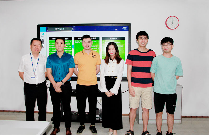 賽為8月員工生日會(huì)，奮斗不止，創(chuàng)新不止！